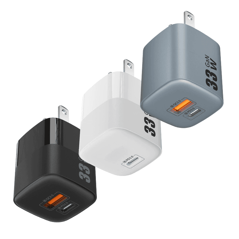 33W GaN Fast Charger with USB-C / USB-A + USB-C